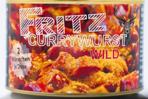 Eine einzelne Dose Wildcurrywurst von Fritz Currywurst, appetitlich präsentiert – der ideale Genuss für Fans von kräftigem und würzigem Wildfleisch.